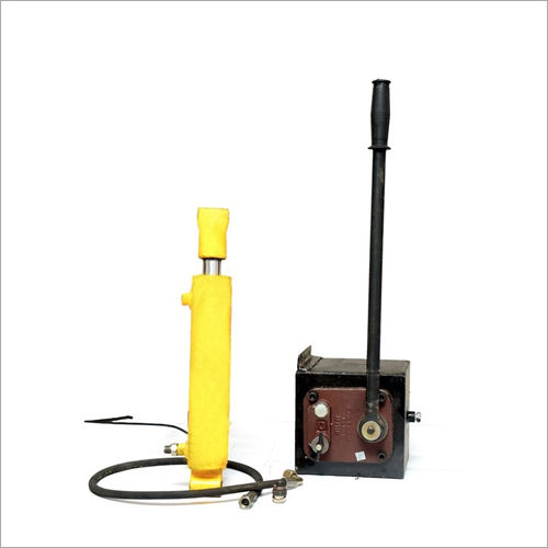 E-ricshaw Manual Hydraulic Lifting System For Use In: E-rickshaw