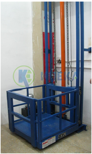 Goods Lift Load Capacity: 2000  Kilograms (Kg)