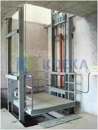 Goods Lift Load Capacity: 2000  Kilograms (Kg)