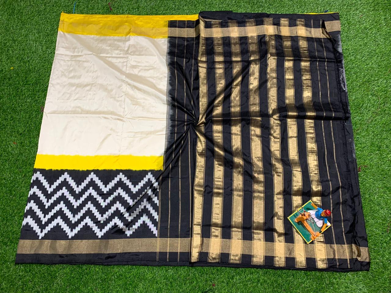 Ikkat Saree