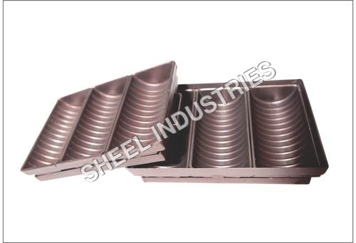 एल्युमिनियम एलॉय 3 स्ट्रैप्ड गार्लिक ब्रेड पैन