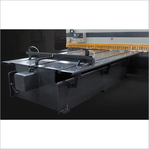 फ्रंट फीडिंग डिवाइस (वैकल्पिक)