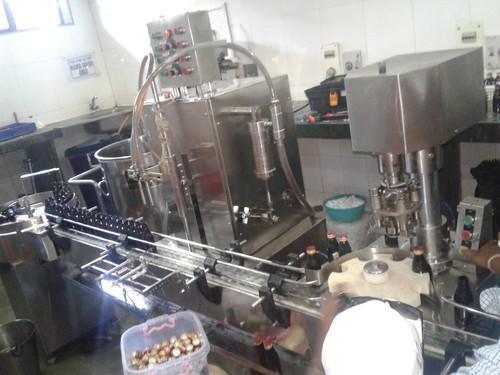 Automatic / Semi Automatic Liquid Filing Machines Capacity: As Required T/hr