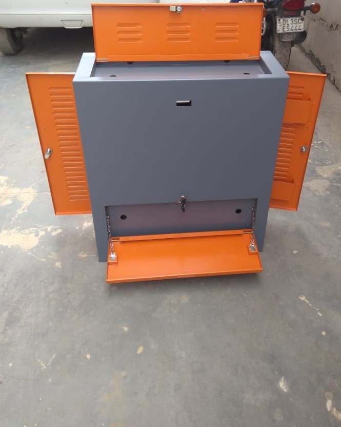 Polished Smart Class Cpu Cabinets