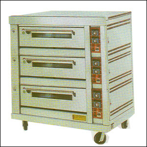 ट्रिपल डेक पिज़्ज़ा ओवन