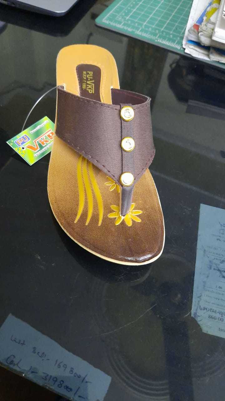 Ladies Fancy Slippers - Premium Quality Studded Design, Customizable Fit For Sizes 5-8, Available In Multicolour