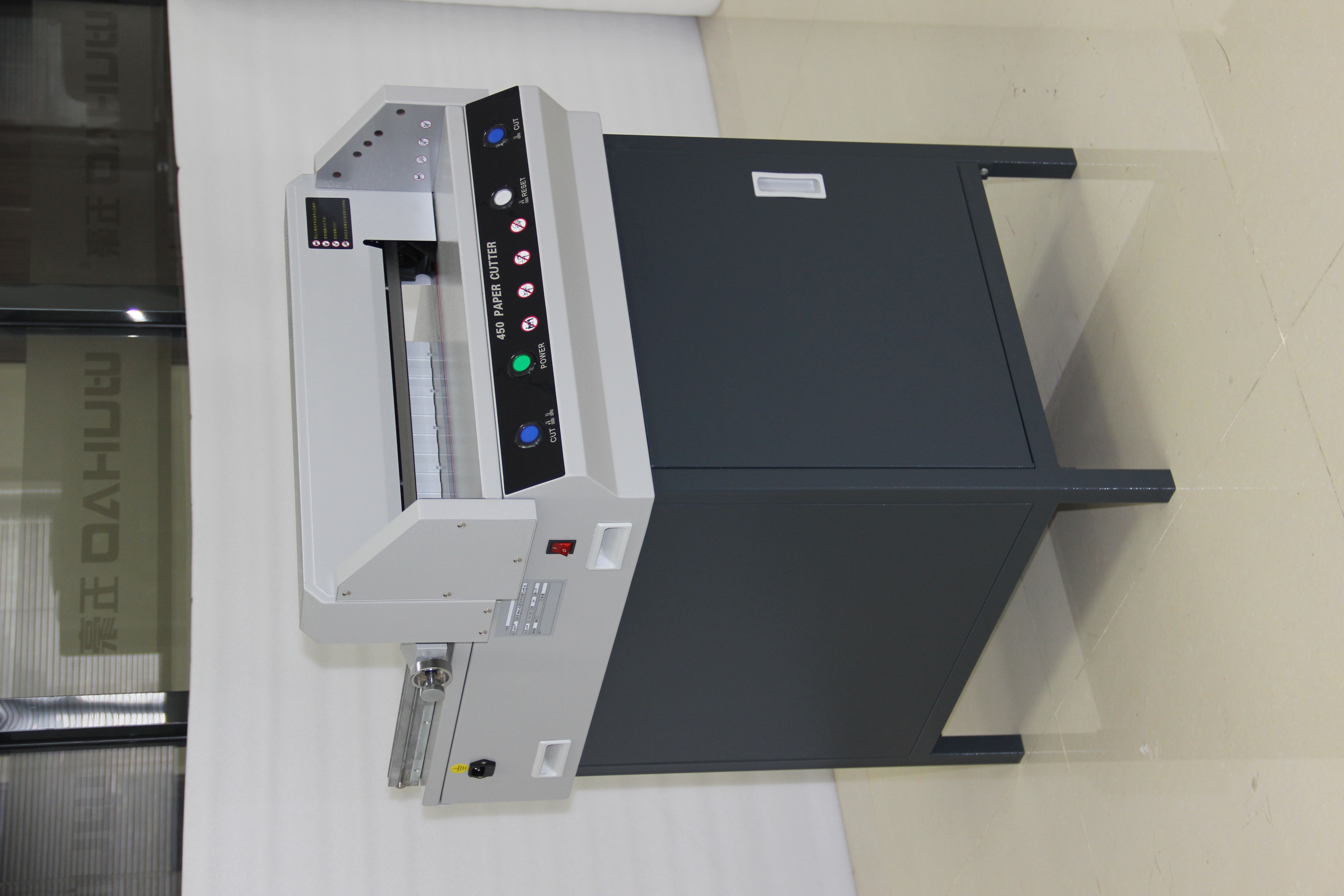 450v+ Paper Cutter - 450x450mm Cutting Width, 40mm Cutting Height | Precision Control, 750w Power, Auto Clamp Mechanism, Safety Cover