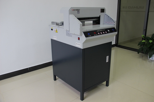 ग्रे 4606z पेपर कटर