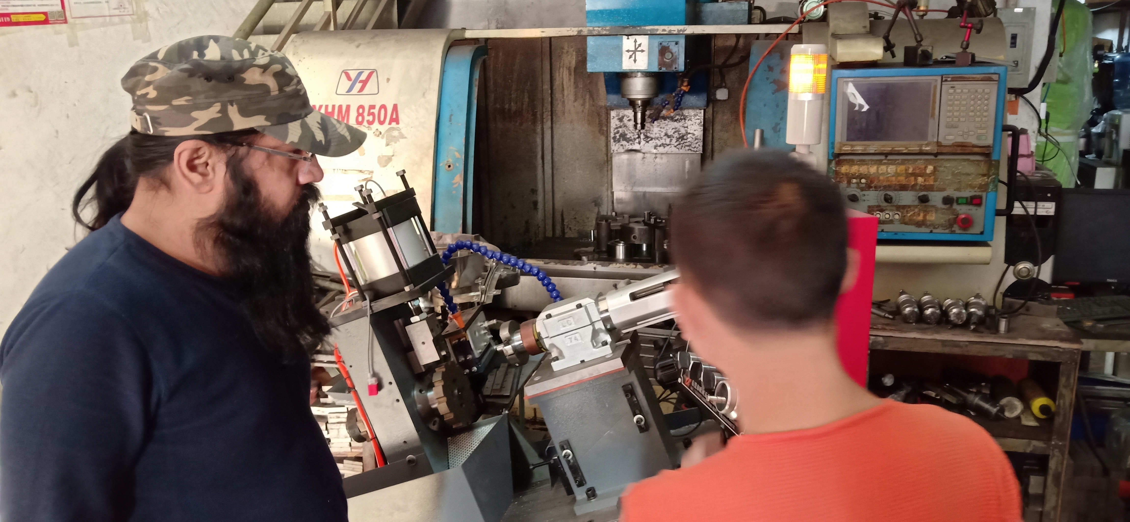 Tapping Machine