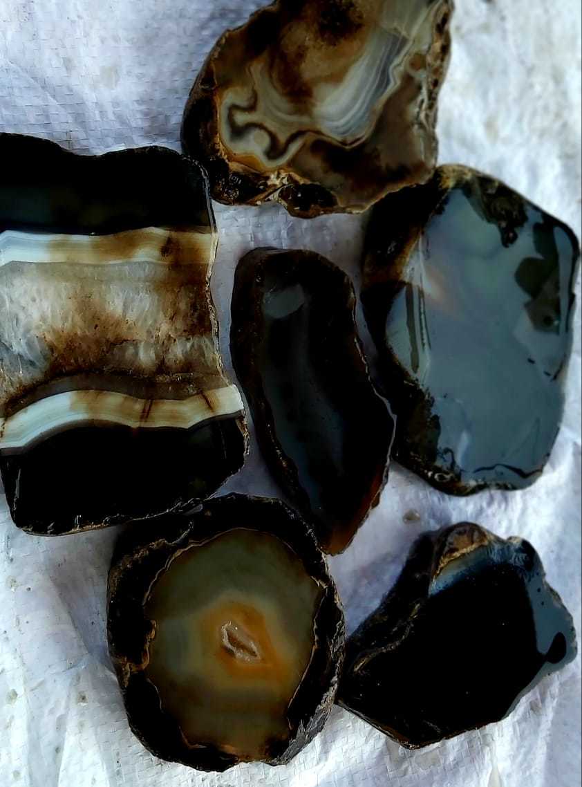 Quartz And Agate Slice - Customized Sizes, Polished Finish | Premium Quality Gemstone Art Crafts, Round Shape In Natural Colors