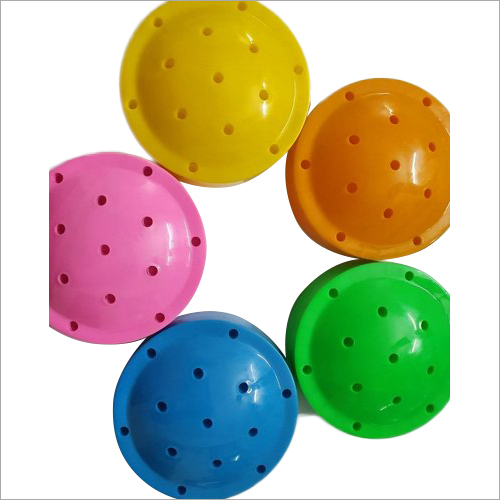 मल्टीकलर पेट जार पिम पोम लॉलीपॉप कैप में उपलब्ध है