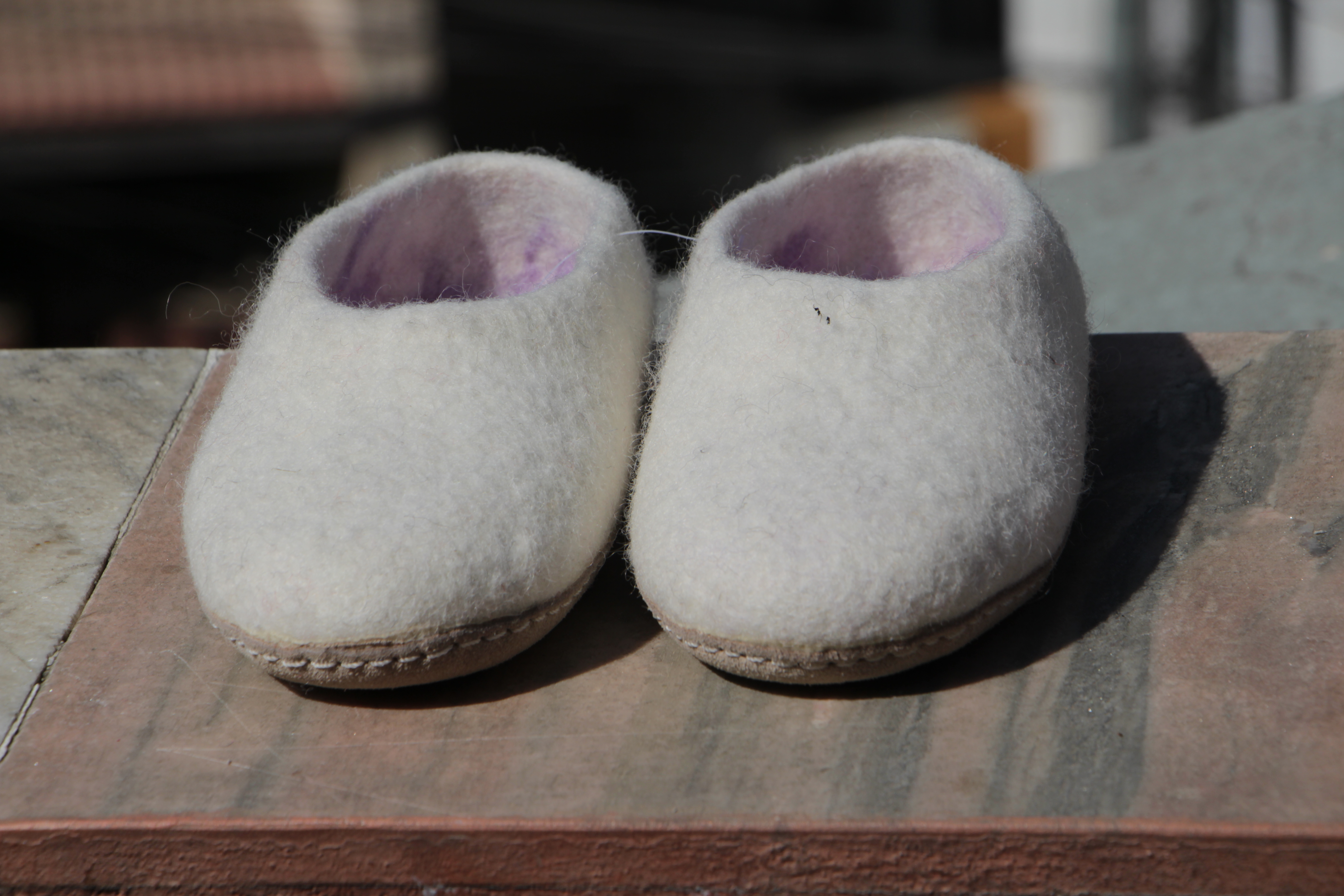 Light Weight Felt Slippers