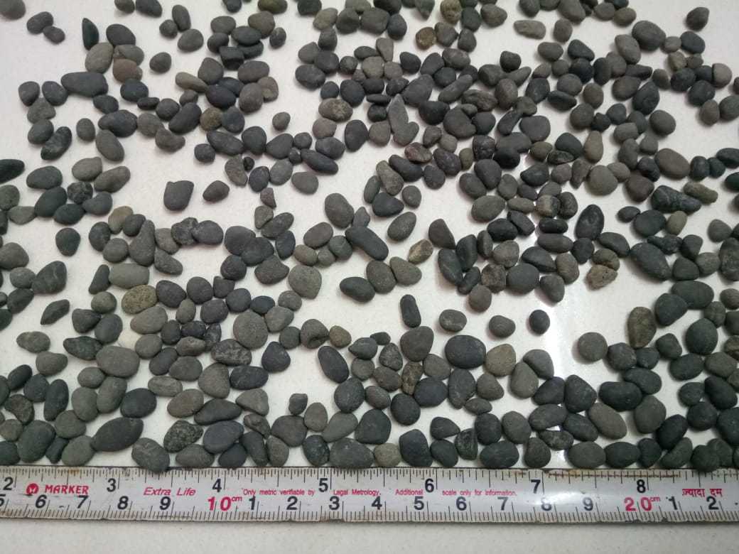 Natural Supper Round 3-6 Mm Size Jet Black Pebbles Stone Solid Surface