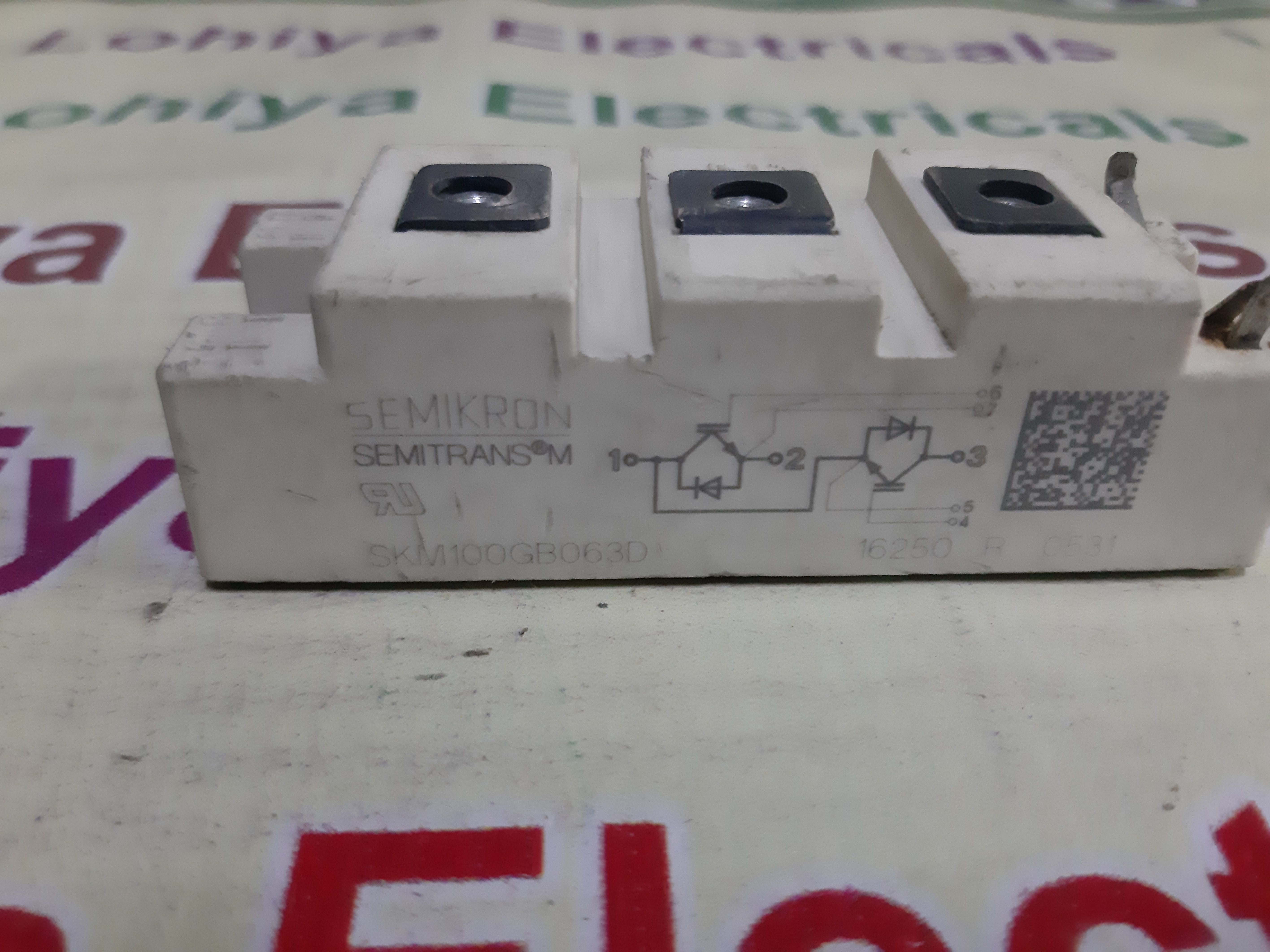 Semikron Igbt - Skm 100 Gb063d | High-power Module For Reliable Performance