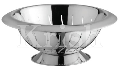 आवश्यकता के अनुसार वेव्स कट के साथ वाइड कॉलर डीप कोलंडर