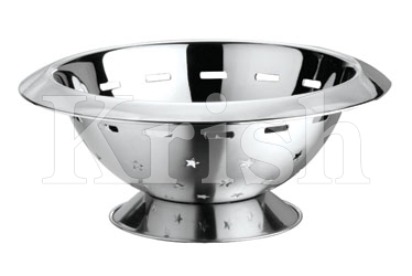 आवश्यकता के अनुसार स्टार कटिंग के साथ व्हिप कोलंडर