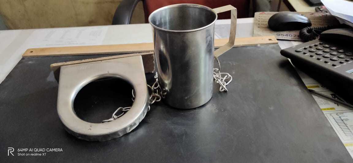 Bathroom Mug And Holder