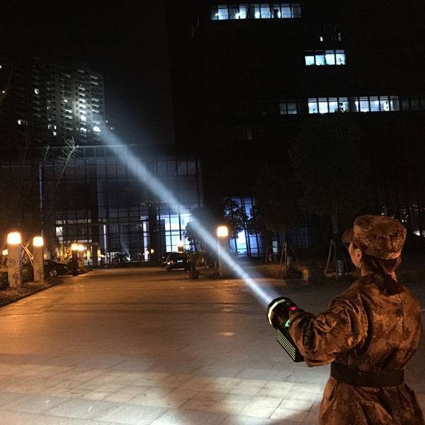 Hid Searchlight Sl-3050 Dimension(l*w*h): L296 A W140 A H154mm Millimeter (Mm)