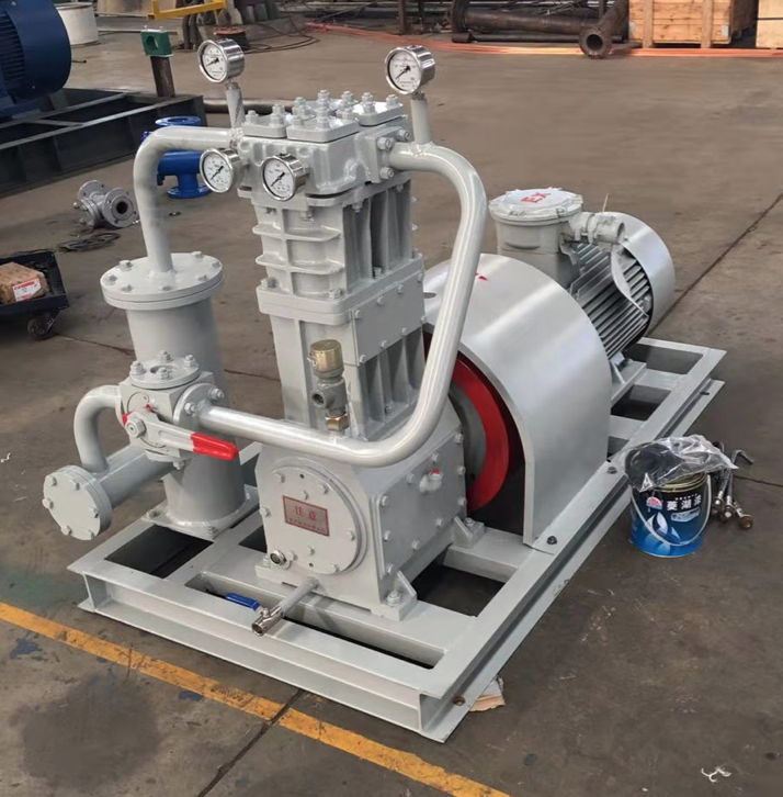 Zw-1.65/3 Liquefied Natural Gas Lng Compressor - 1400x680x900mm, Blue, Belt Driven, Oil-free, 400kg Weight, 380v Ac Power, Silent Operation, 1-year Warranty | Ideal For Filling Stations And Gas Recovery Operations