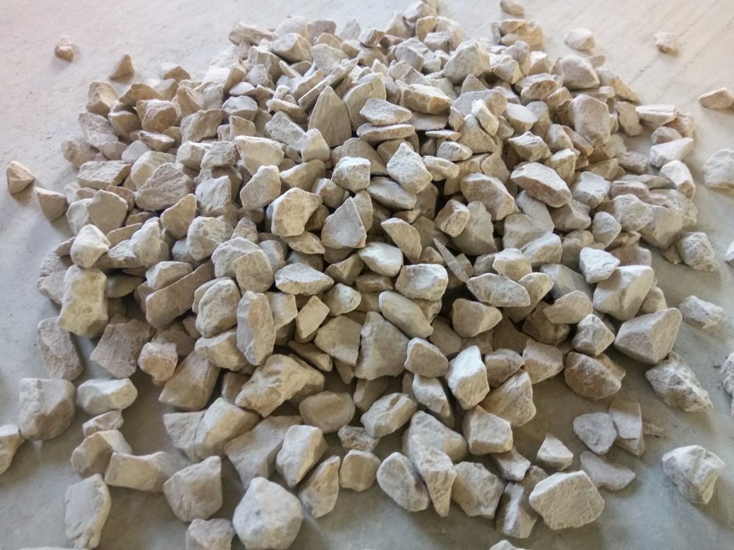Yellow Stone Crushed Marble Aggregate And Lumps For Landscaping Garden Decoration - Size: Our Available Size Is: (1) 10 Mm-15 Mm (2) 15 Mm -25 Mm (3) 40 Mm Aca A 60 Mm