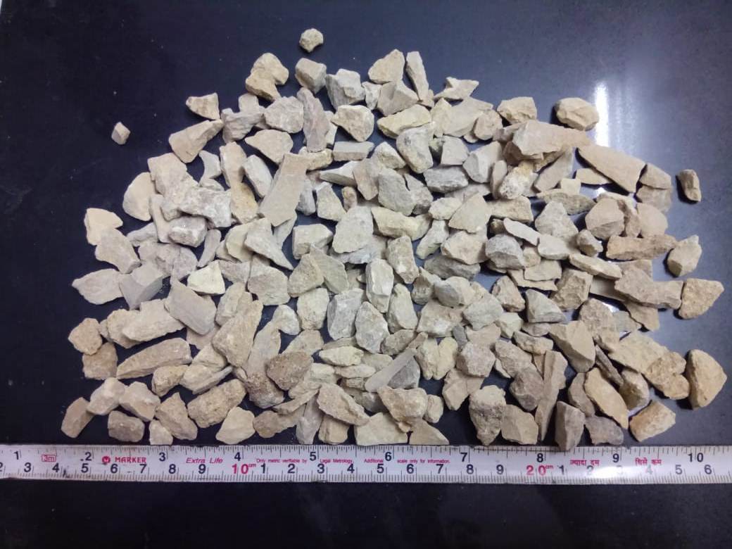 Yellow Stone Crushed Marble Aggregate And Lumps For Landscaping Garden Decoration - Size: Our Available Size Is: (1) 10 Mm-15 Mm (2) 15 Mm -25 Mm (3) 40 Mm Aca A 60 Mm