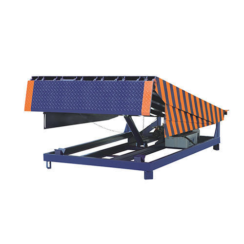 Hydraulic Dock Leveler - 6000 Kg Capacity, 595 mm Depth, 3000 mm Length | Enhanced Safety and Productivity Features, 400 mm Lip Extension, Model HDL 6030