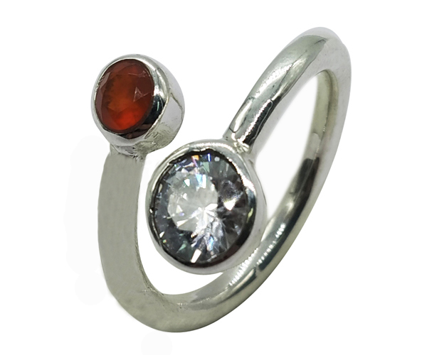 White Red Onyx & Cubic Zirconia Stone 925 Silver Ring