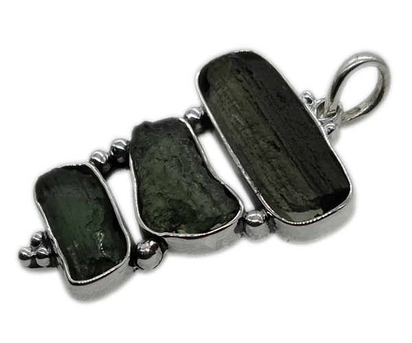 Green Elegant Moldavite Stone 925 Silver Pendant