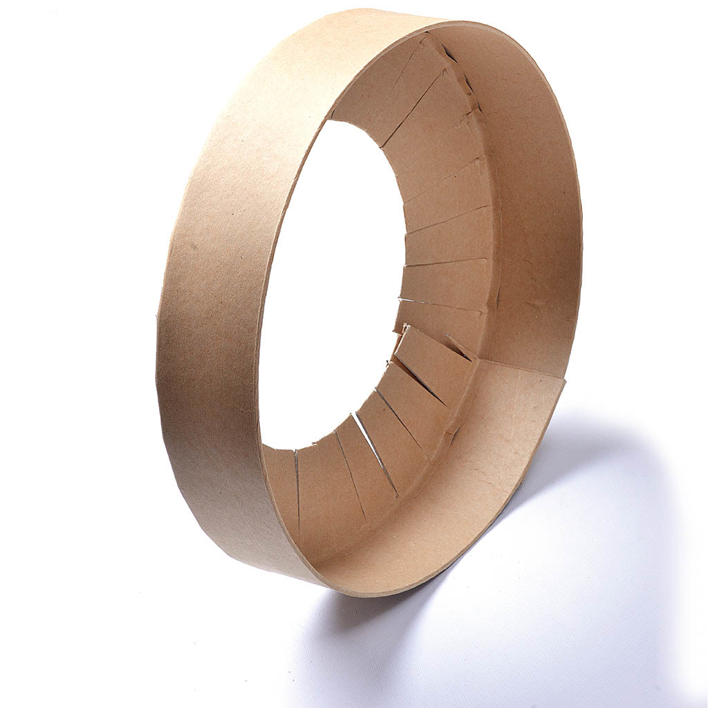 Edge Guard - High Strength Kraft Paper, 40 Mm To 100 Mm Size, Brown Color | 100% Recyclable, Load Stabilization, Customizable Specifications