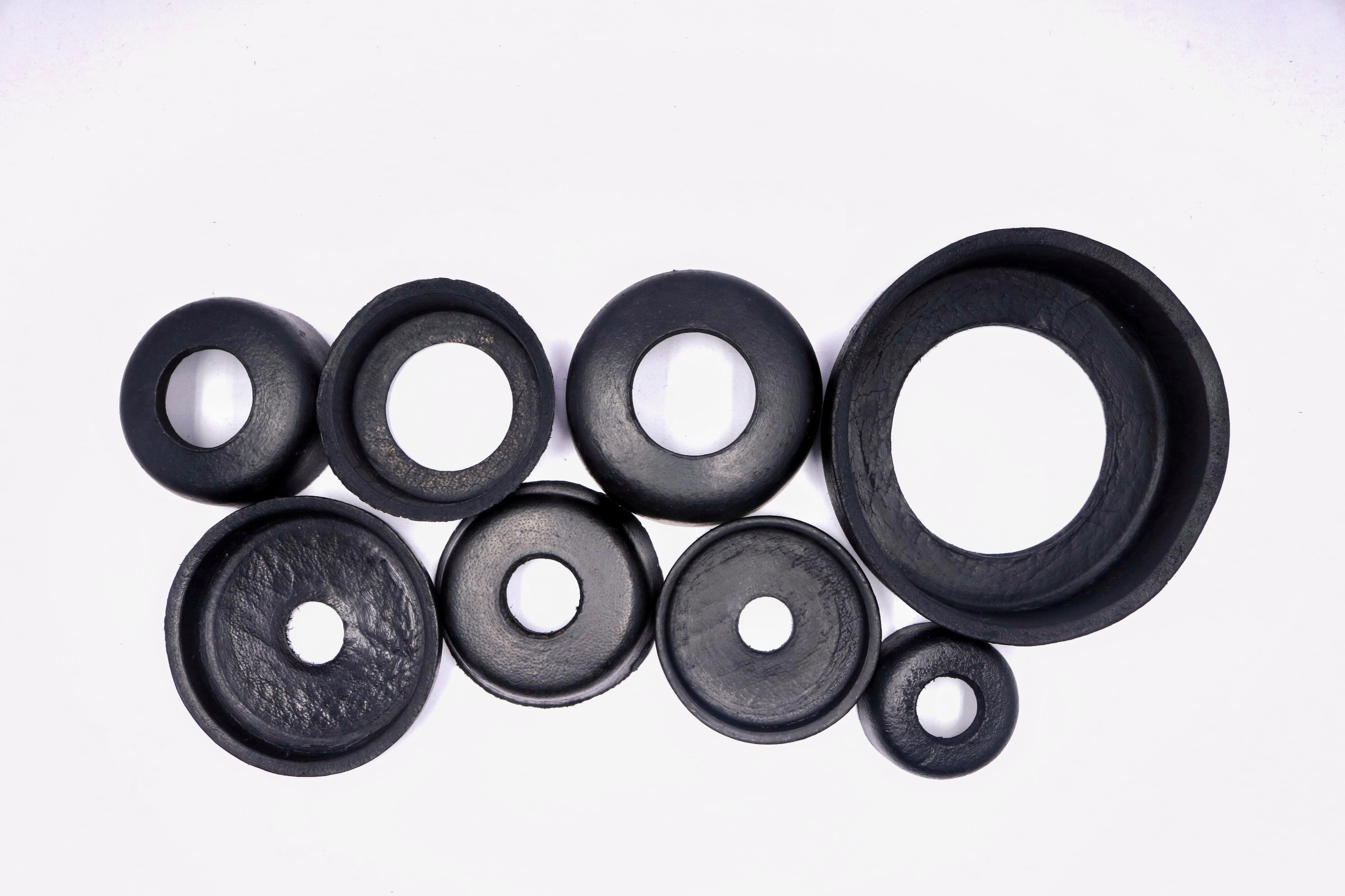 Leather Cup Seals - Leather, 4 Inch Diameter, Black Color, 6 Mm Thickness | Industrial Usage For Hydraulic And Pneumatic Applications