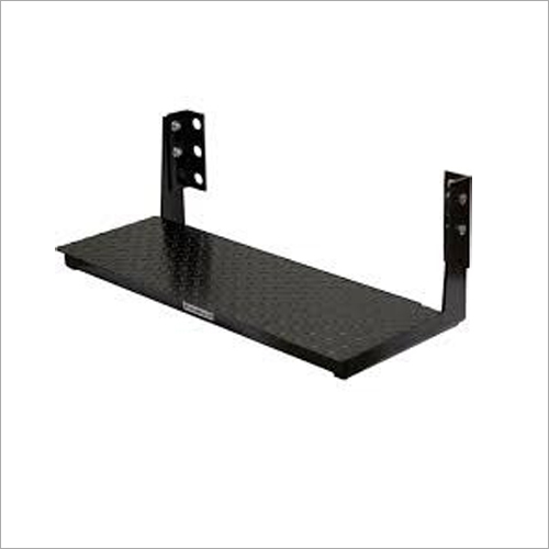 ट्रेक्टर फुट स्टैंड