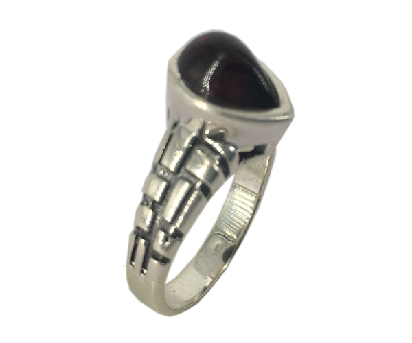 Red Superb Garnet Stone 925 Silver Ring