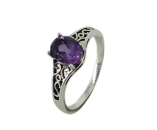 Round Exciting Amethyst Stone 925 Silver Ring