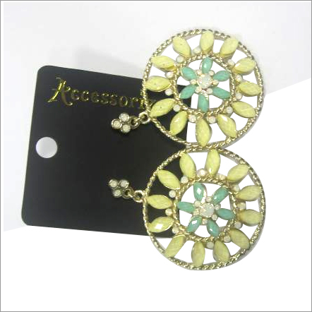 लड़कियों की बाली