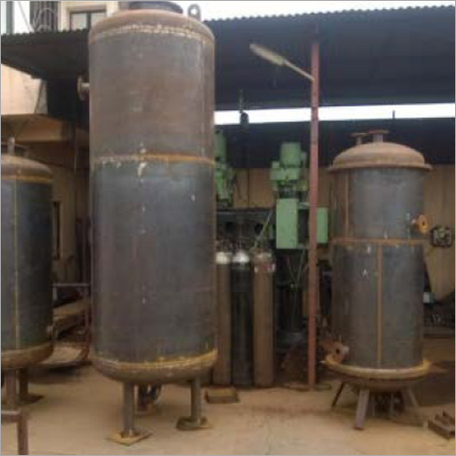 Vertical Pressure Vessel Application: Industrial