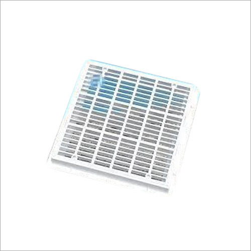 व्हाइट स्विमिंग पूल ड्रेन ग्रिल्स