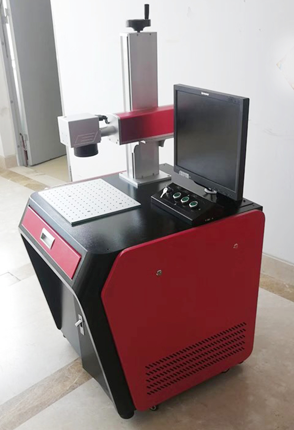 Fiber Laser Marking Machine - 20w Raycus Laser Source, 7000mm/s Marking Speed, Air Cooling | High Precision 0.002mm Accuracy, Supports Multiple Graphic Formats