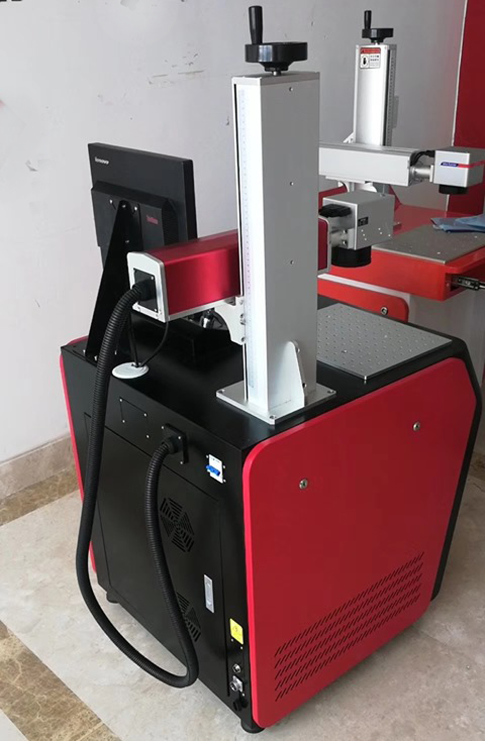 Fiber Laser Marking Machine - 20w Raycus Laser Source, 7000mm/s Marking Speed, Air Cooling | High Precision 0.002mm Accuracy, Supports Multiple Graphic Formats