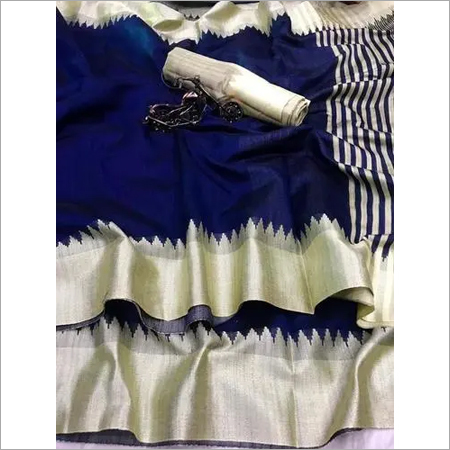 बुनाई के पल्लू के साथ रॉ सिल्क साड़ी