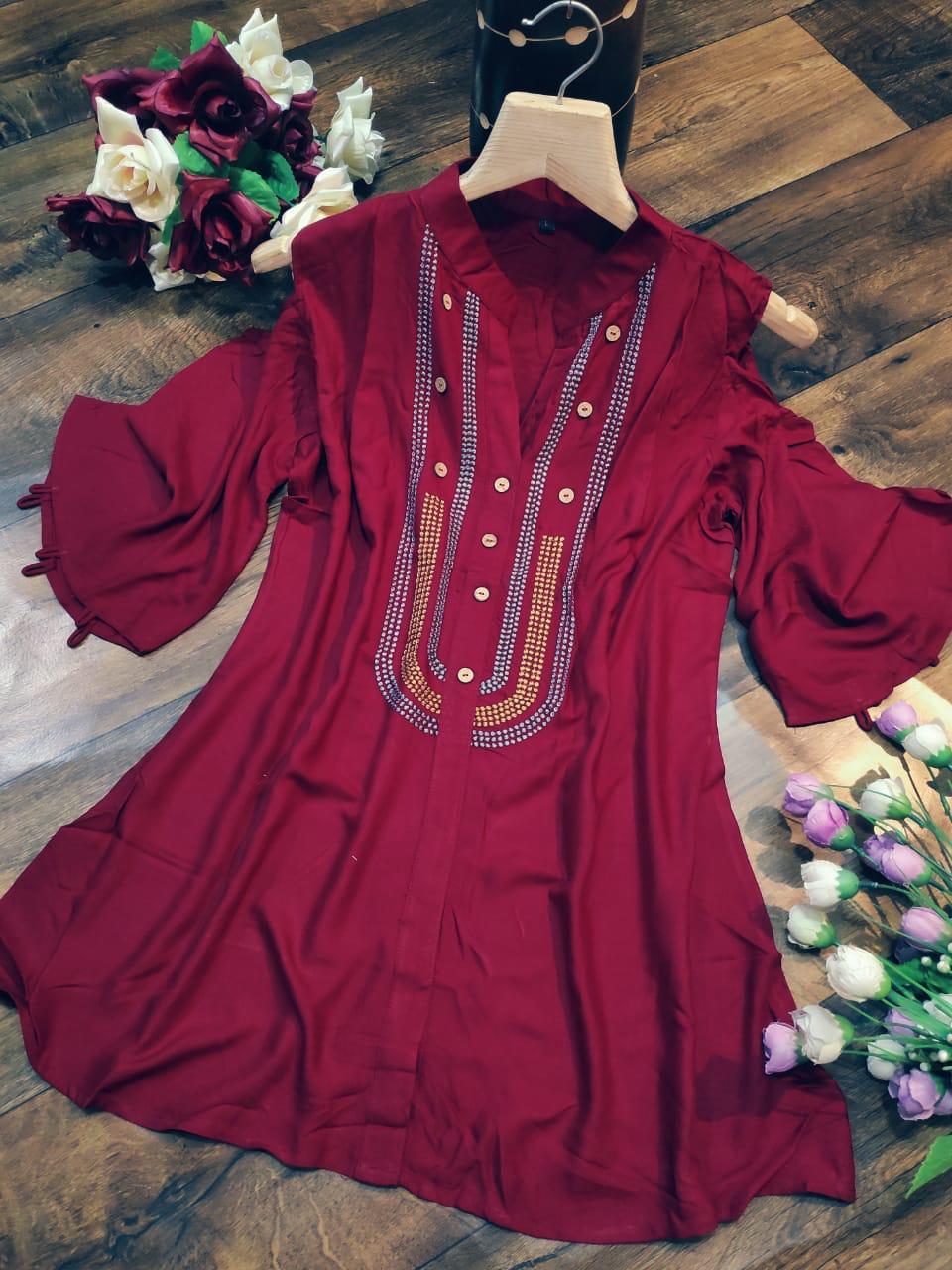Fancy New Top By Dax