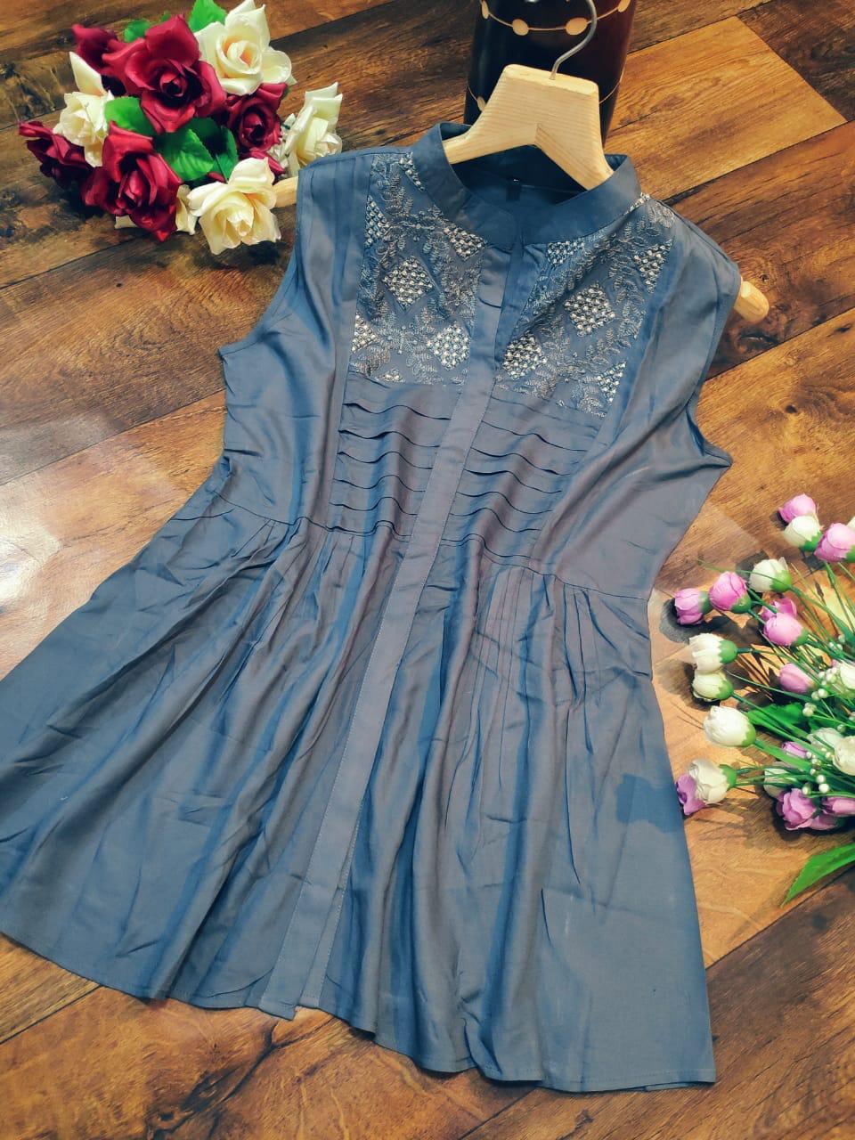 Fancy New Top By Dax
