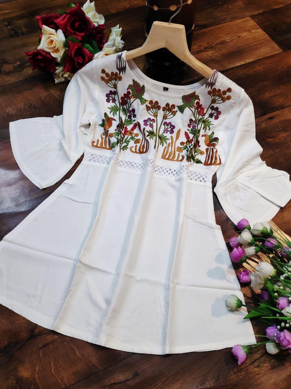 Fancy New Top By Dax