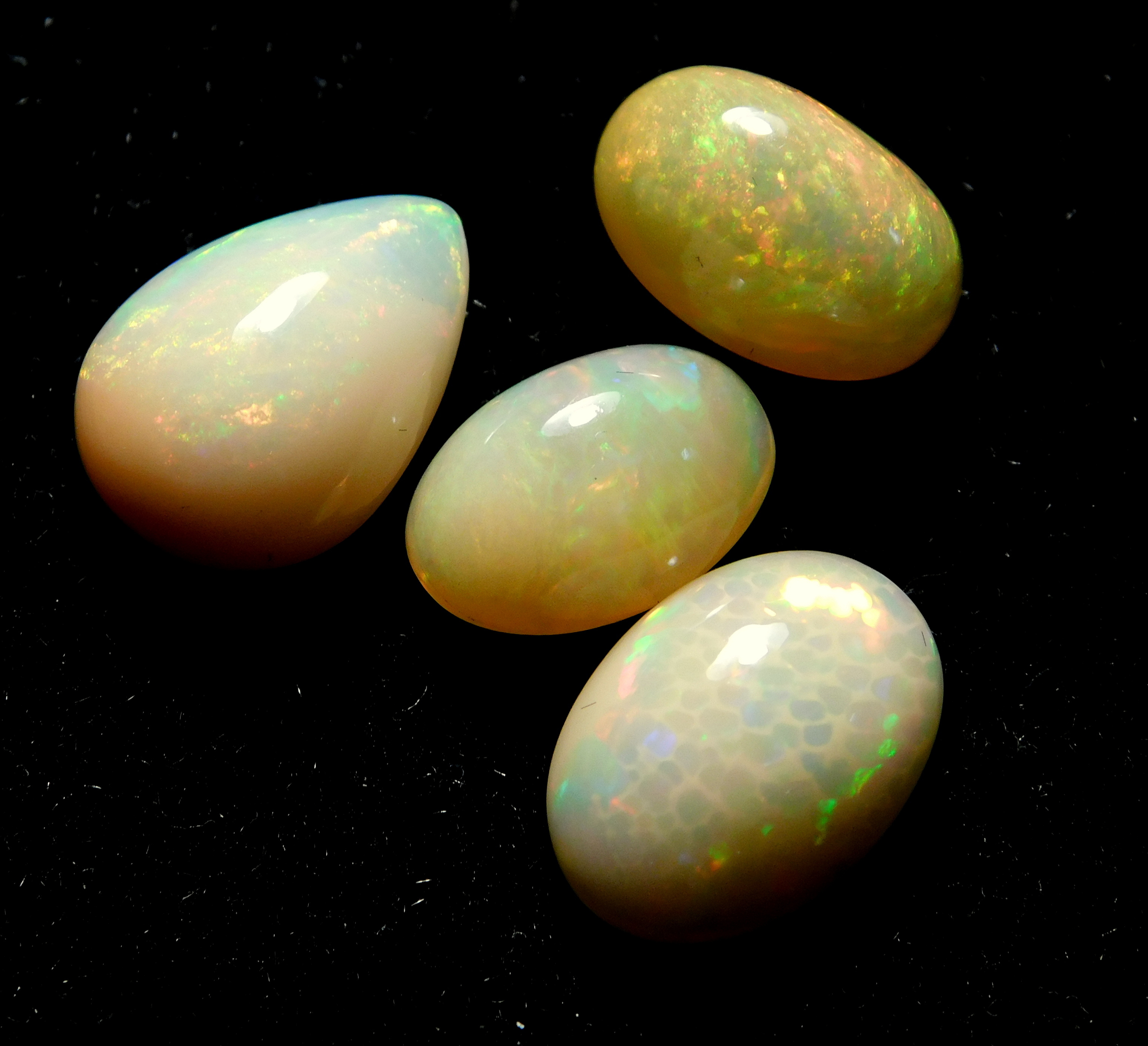 Natural Ethiopian Opal Mix Lot - 7.80 Carats, 7x10 Mm To 9x12 Mm, White Color, Excellent Quality, 100% Genuine Stone