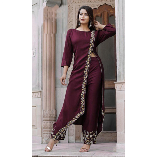 Available In Differenr Color Rayon Long Kurti With Plazo