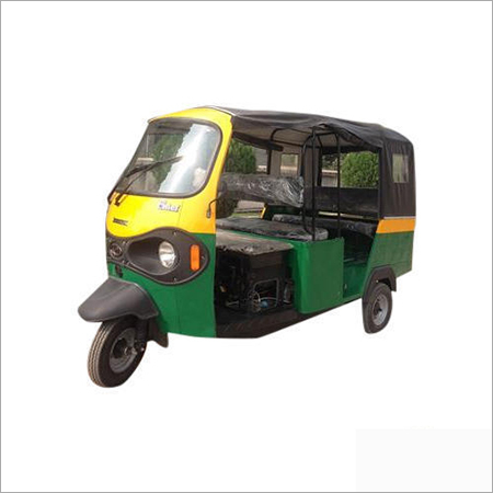सीएनजी ऑटो रिक्शा