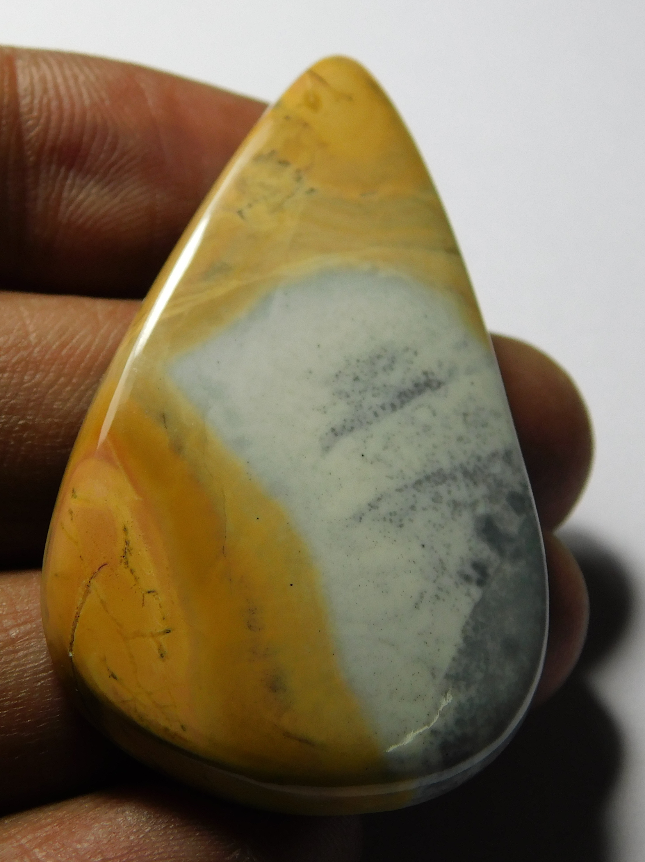 Mokaite Grade: Excellent