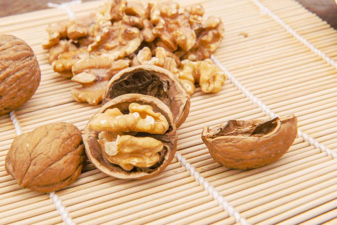 Natural Spicy Monk Jumbo California Walnuts In Shell, Akhrot Rich In Omega-3