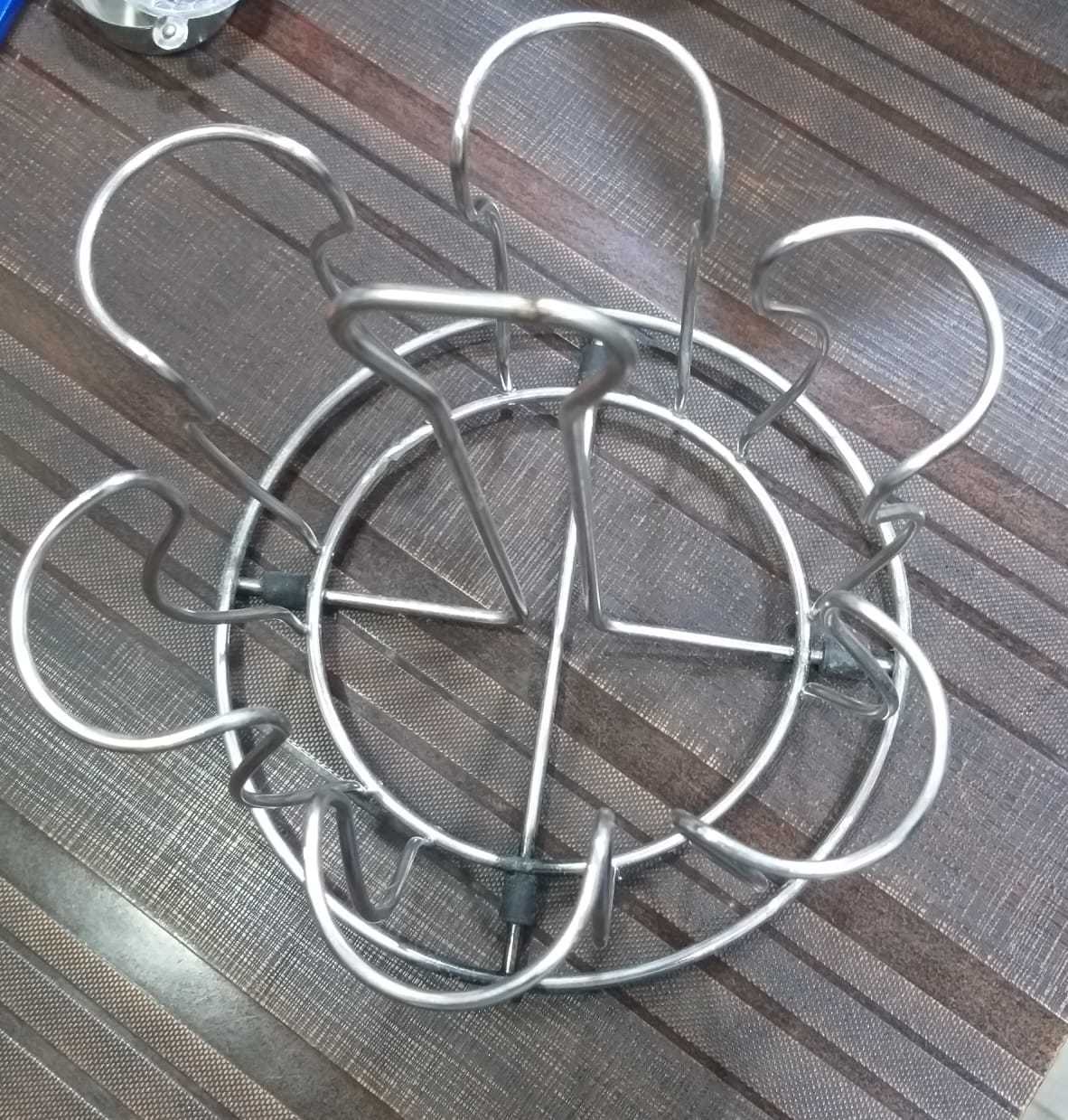Ss Glass Stand