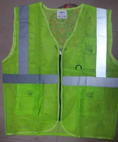 वीआईपी फुटबॉल नेट ग्रीन जैकेट - 1410 लिंग: पुरुष