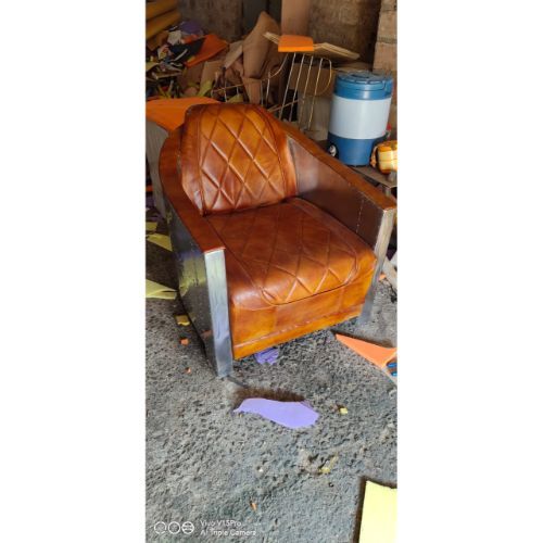 आधुनिक एविएटर सोफा